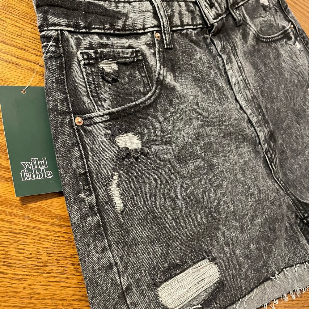 Button fly Black jeans shorts - Picture 6 of 10